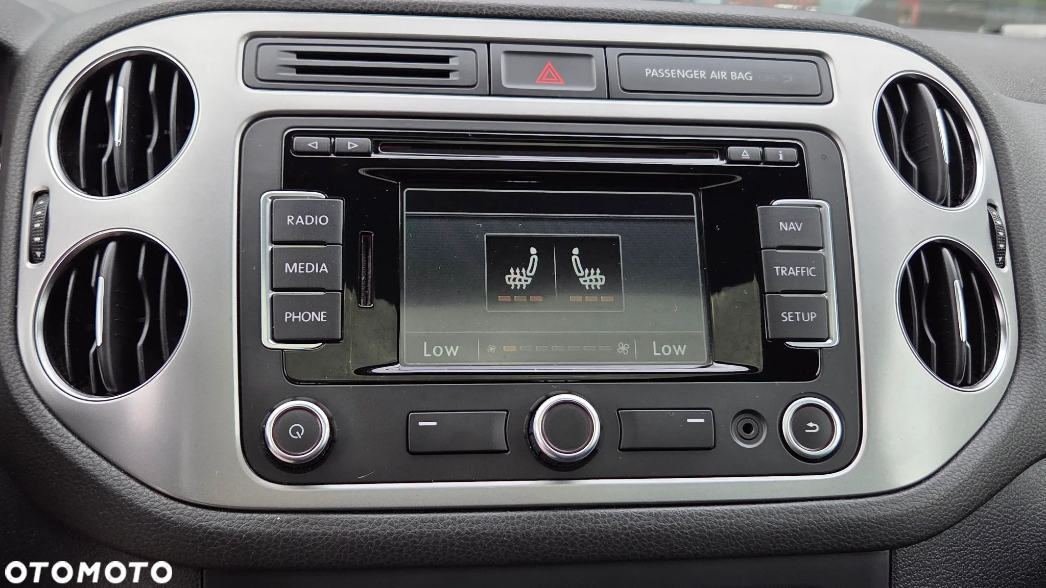 Volkswagen Tiguan 2.0 TDI DPF BlueMotion Technology Lounge Sport & Style - 19