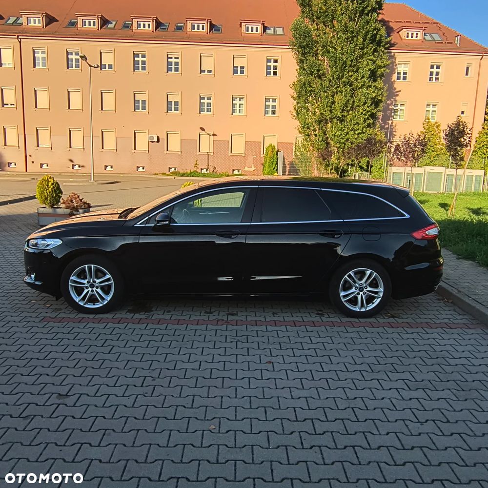 Ford Mondeo 2.0 TDCi Start-Stopp PowerShift-Aut Titanium - 2