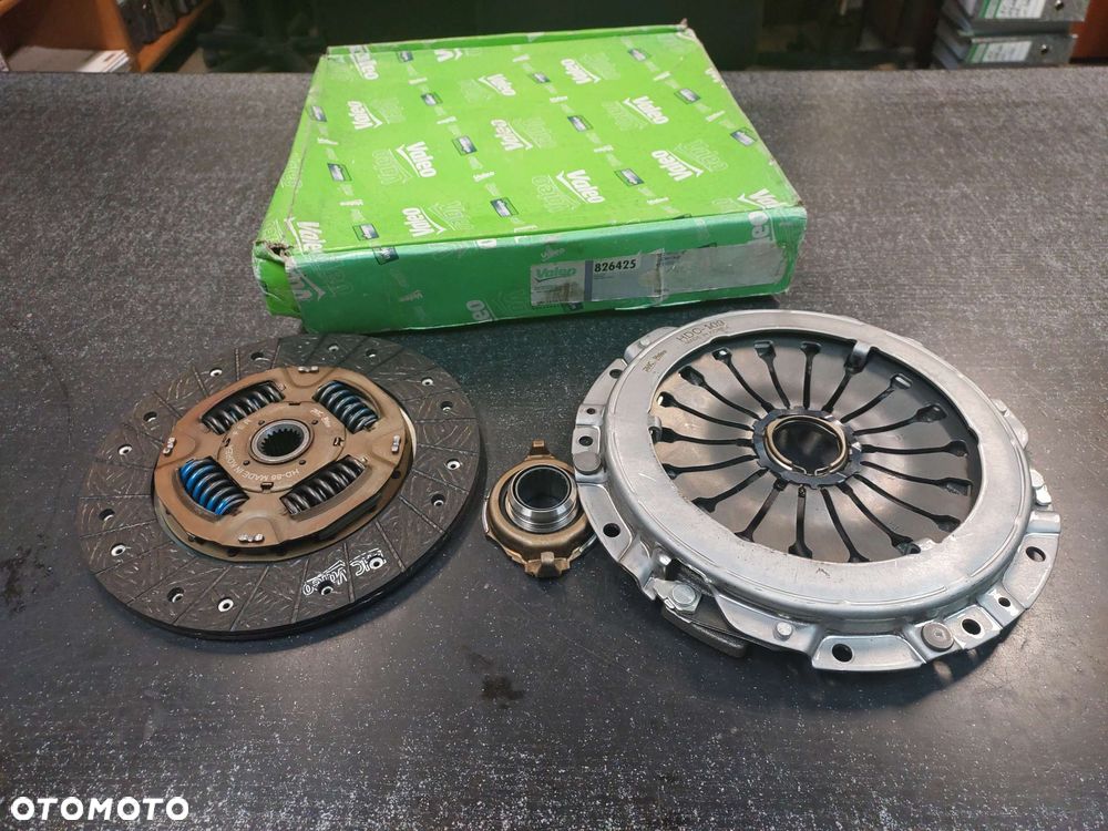 SPRZĘGŁO HYUNDAI KPL Zestaw sprzęgła z łożyskiem wyciskowym  225mm  HYUNDAI SANTA FÉ I, TRAJET 2.0 03.00-07.08 - 3