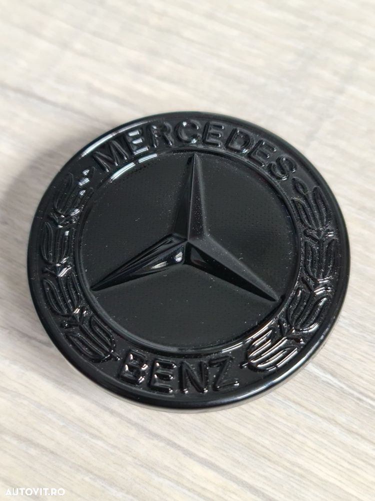 Emblema-Sigla-Logo-Capota-Mercedes-57mm-Full-Black-Negru-Lucios - 1