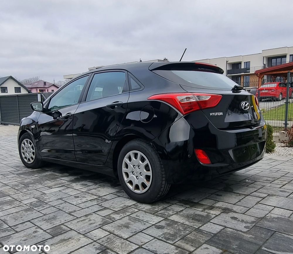 Hyundai i30 1.4 Classic + - 5