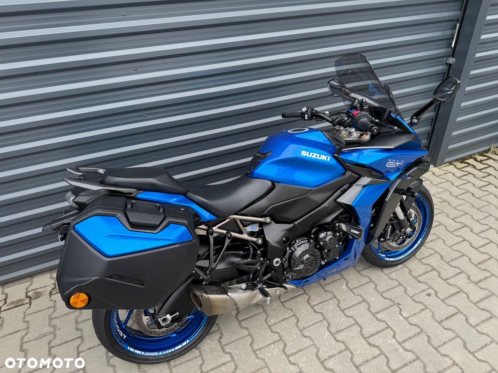 Suzuki GSX - 5