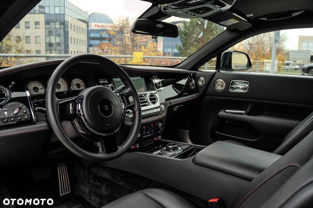 Rolls-Royce Wraith - 17