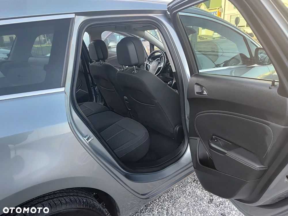 Opel Astra 2.0 CDTI DPF Innovation - 18