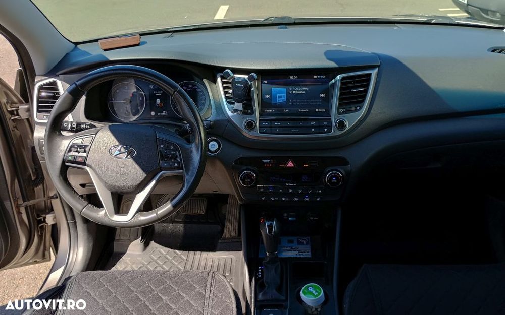 Hyundai Tucson blue 1.7 CRDi 2WD DCT Premium - 7