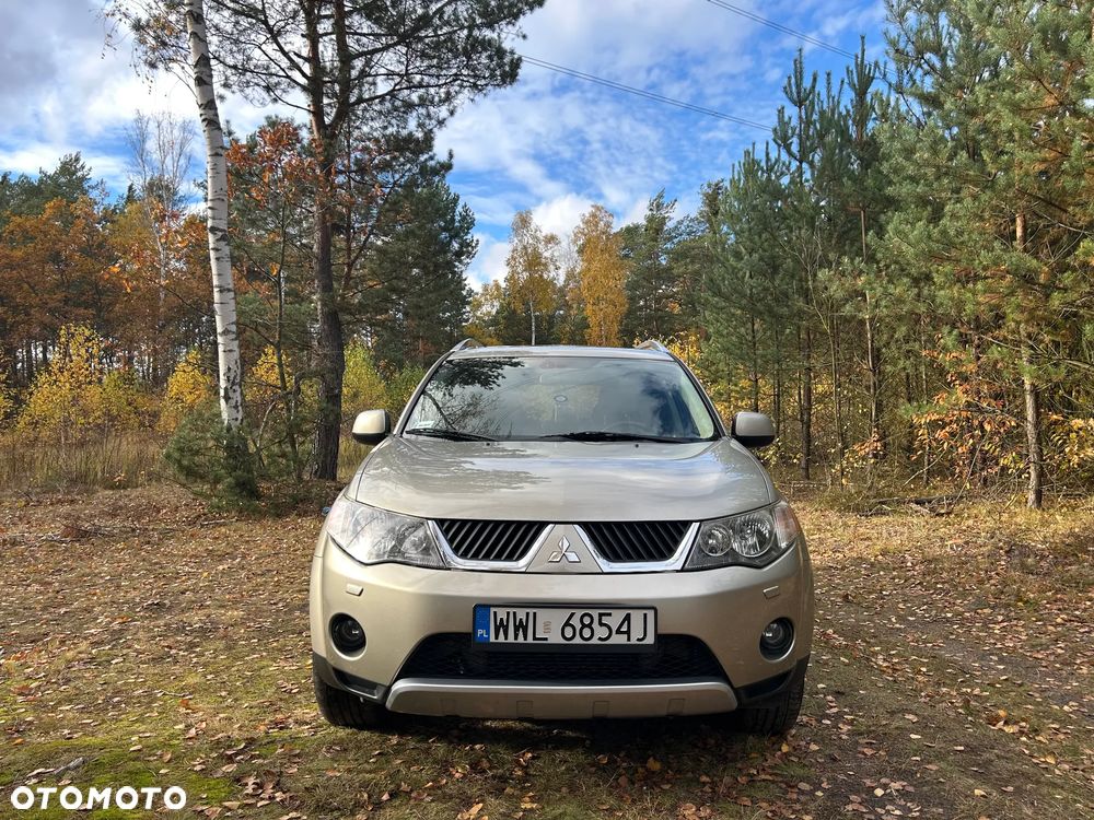 Mitsubishi Outlander 2.0 DID Intense - 3