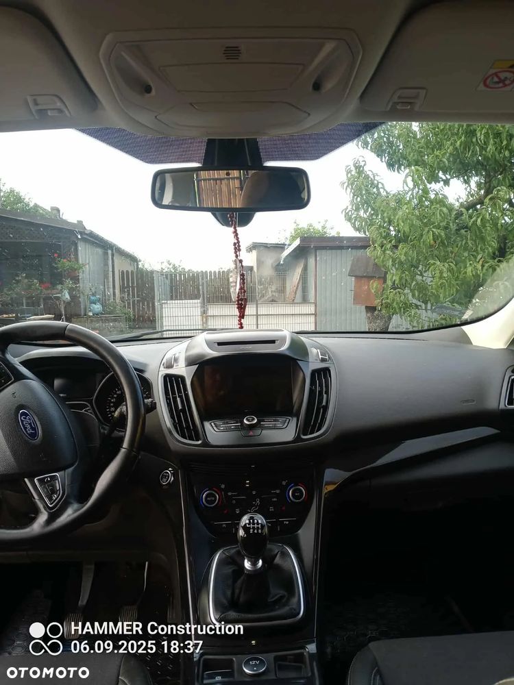 Ford Kuga - 8