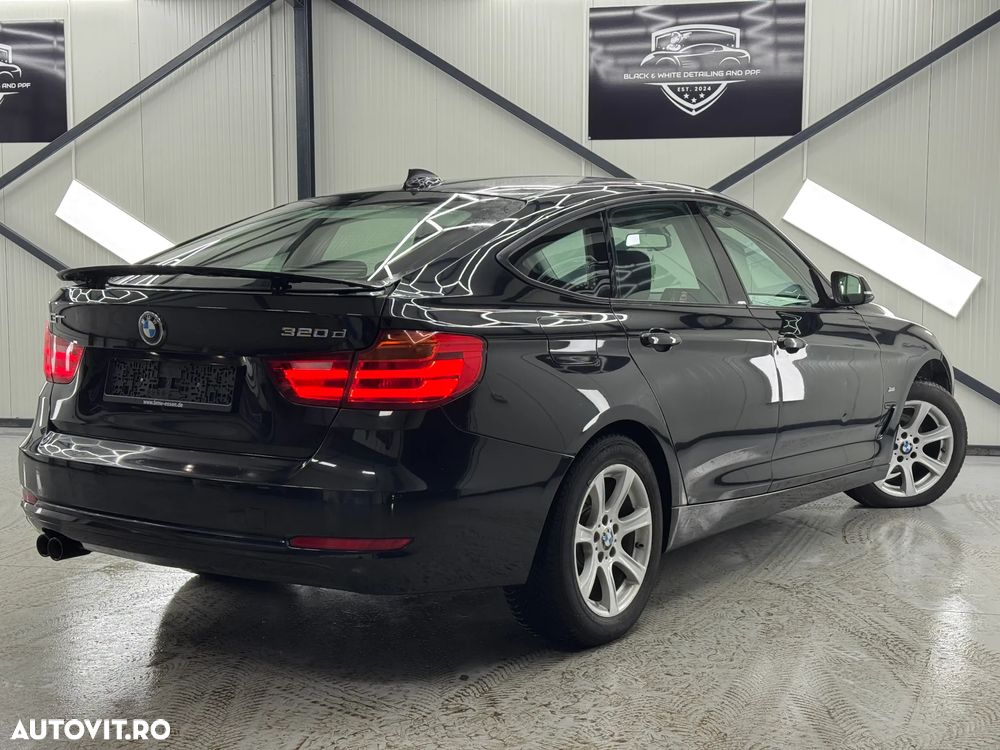 BMW Seria 3 320d Aut. Luxury Line - 17