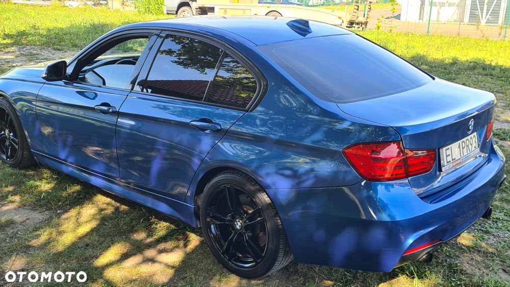 BMW Seria 3 335i Edition Exclusive - 6