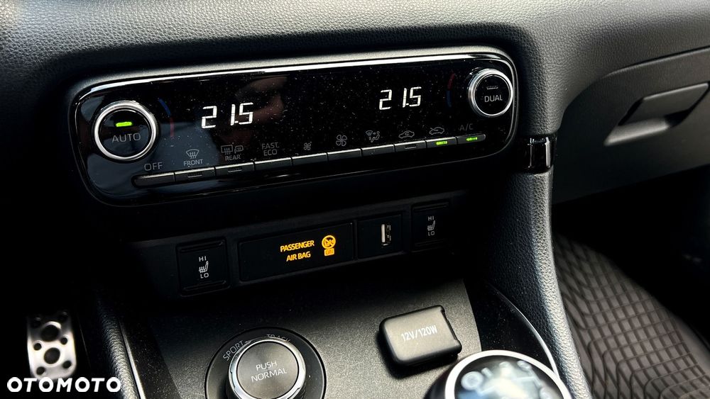 Toyota Yaris - 14