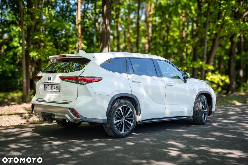 Toyota Highlander 2.5 Hybrid Executive - 19