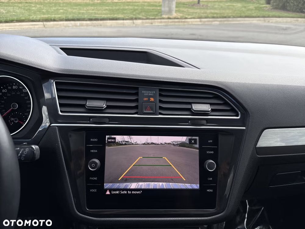 Volkswagen Tiguan - 18