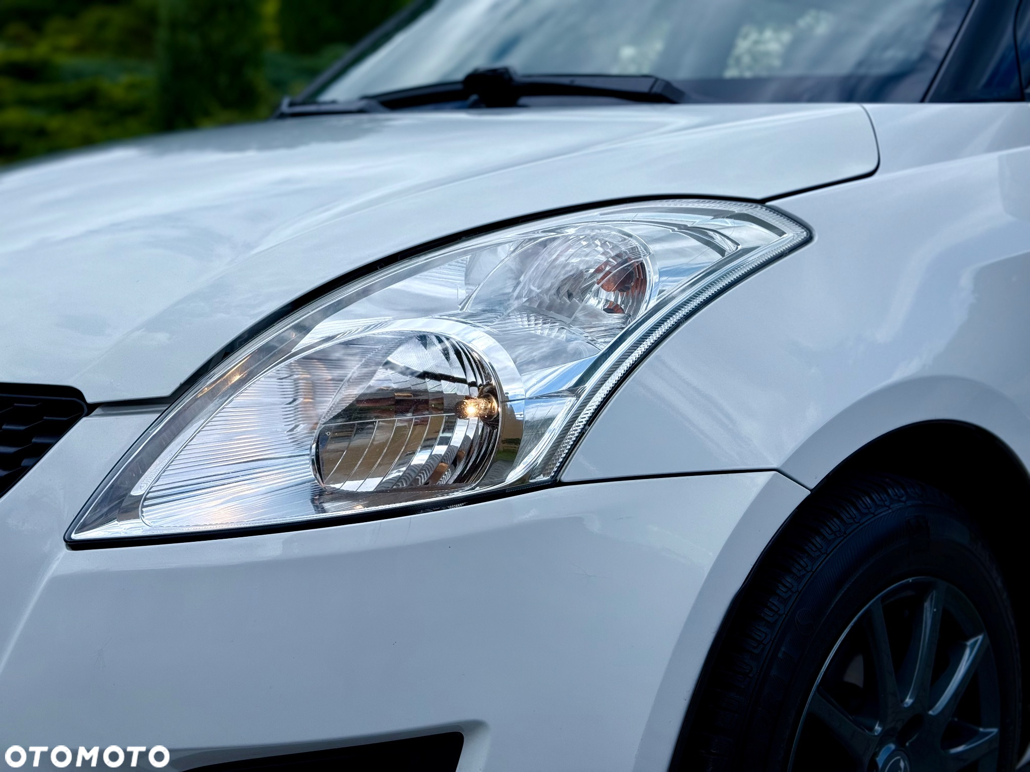 Suzuki Swift 1.2 Premium - 11