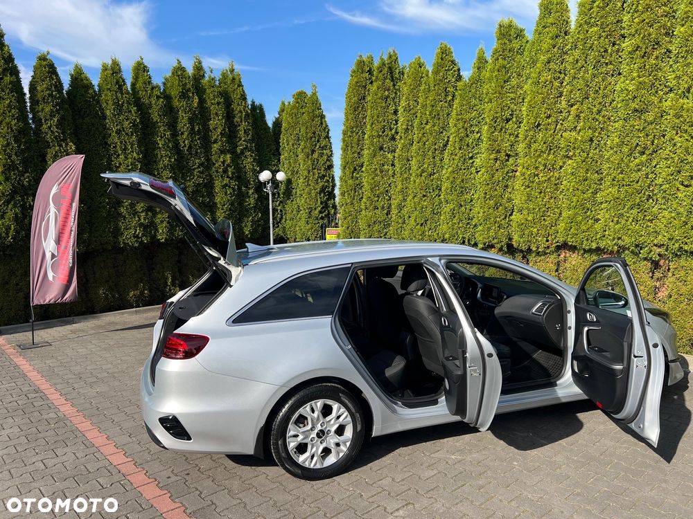Kia Ceed - 37