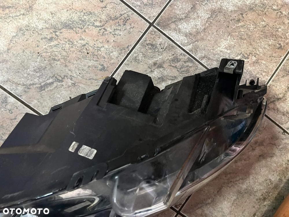 LAMPA PRAWY PRZÓD Peugeot EXPERT TRAVELLER JUMPY IV 00197110-04- - 4