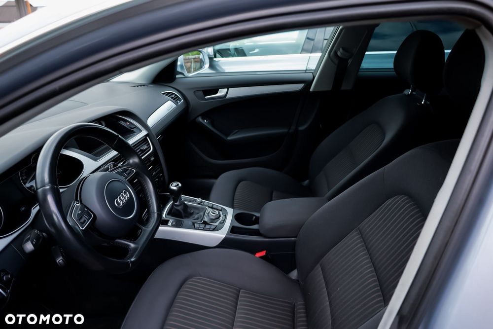Audi A4 Avant 2.0 TDI quattro - 10