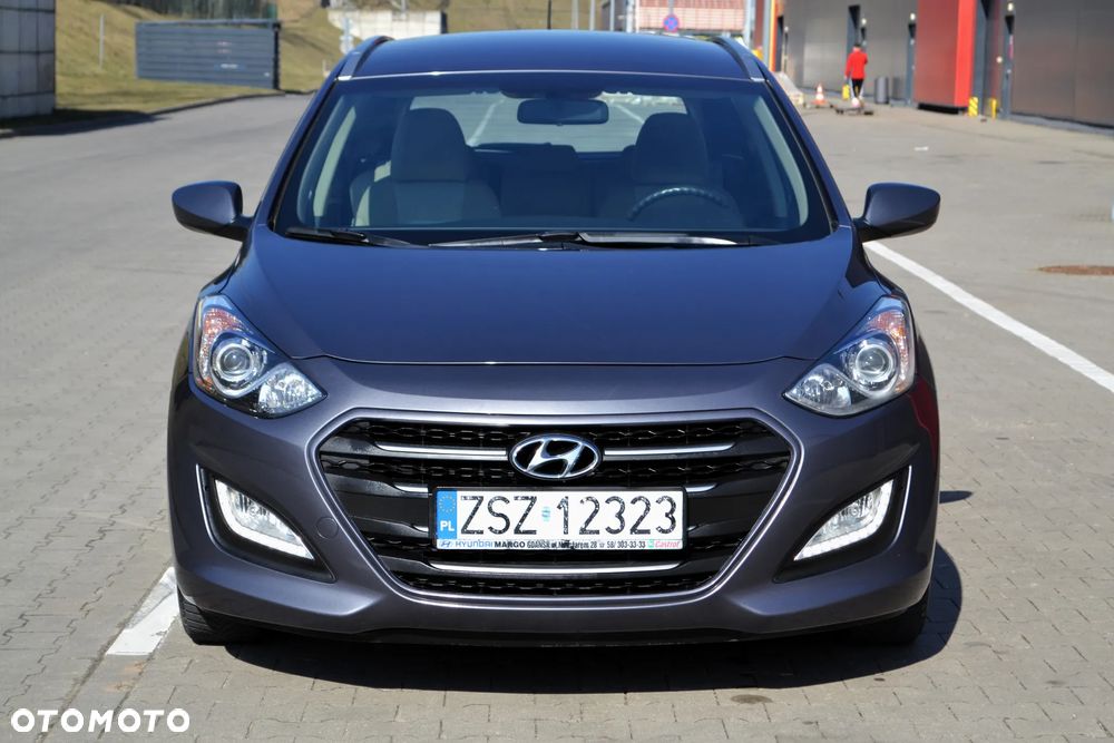 Hyundai i30 1.6 GDI BlueDrive Comfort - 33