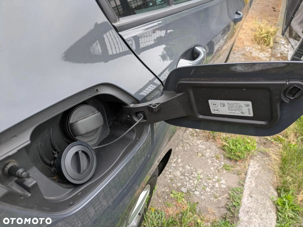 Volkswagen Golf VIII 1.5 TSI EVO Life - 17