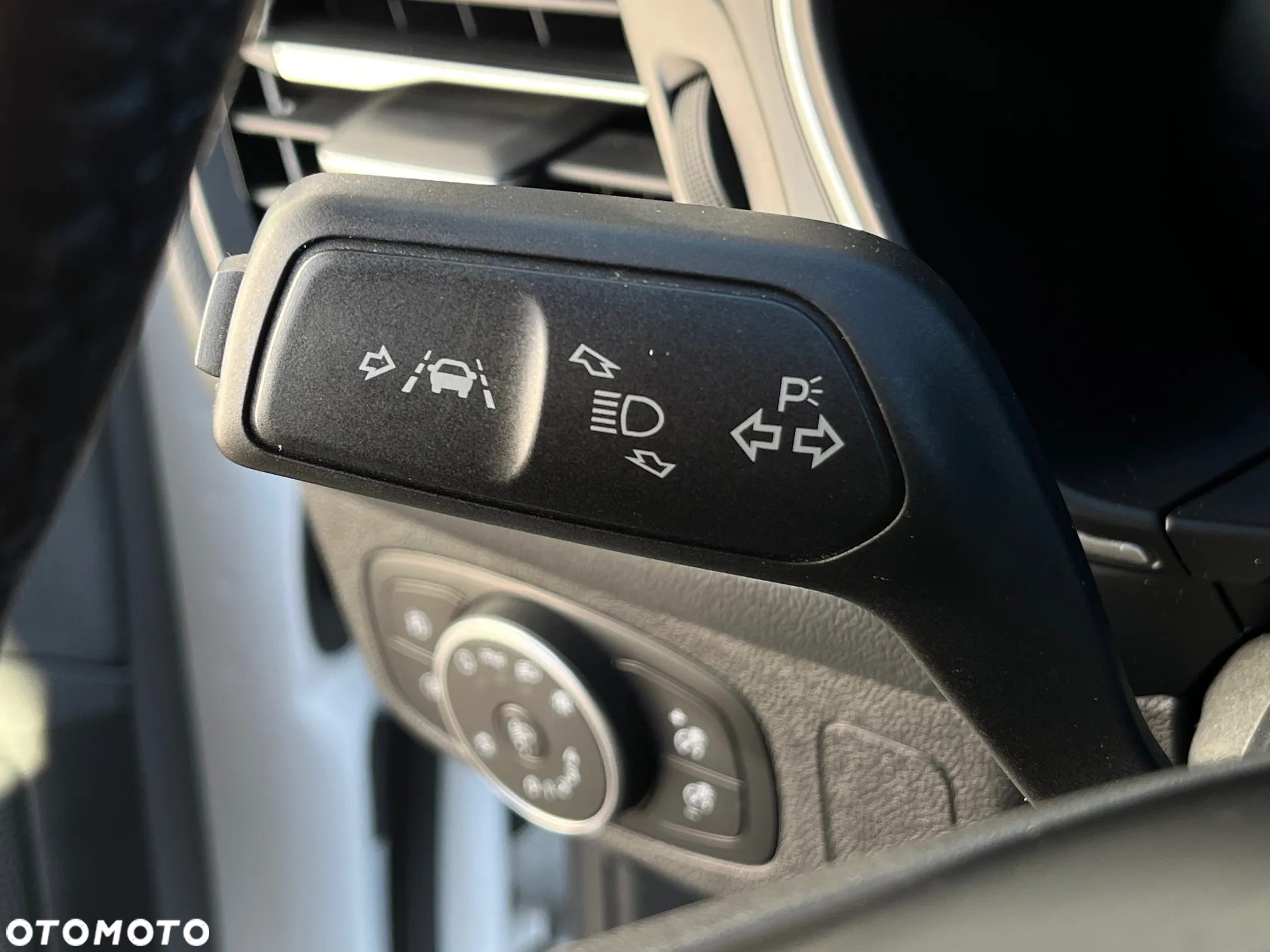 Ford Focus 1.5 EcoBlue Trend Edition Business - 25