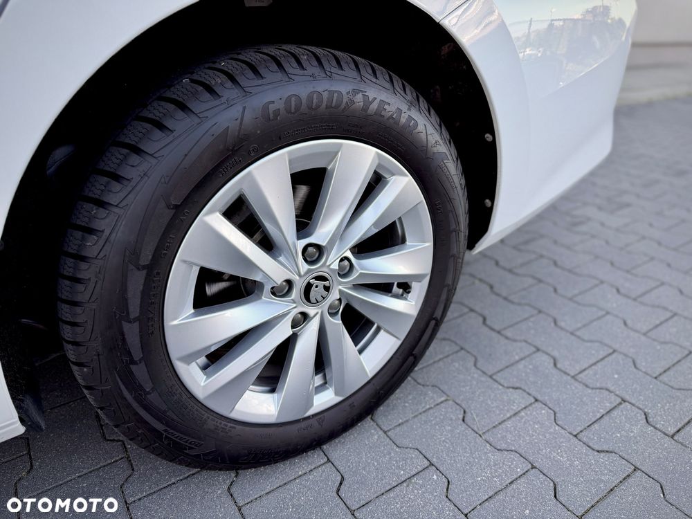 Skoda Octavia 1.5 TSI Essence - 37