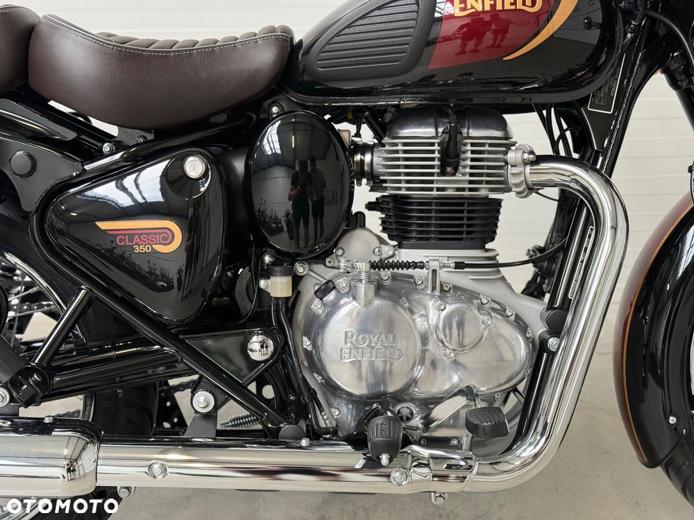 Royal Enfield Classic - 13