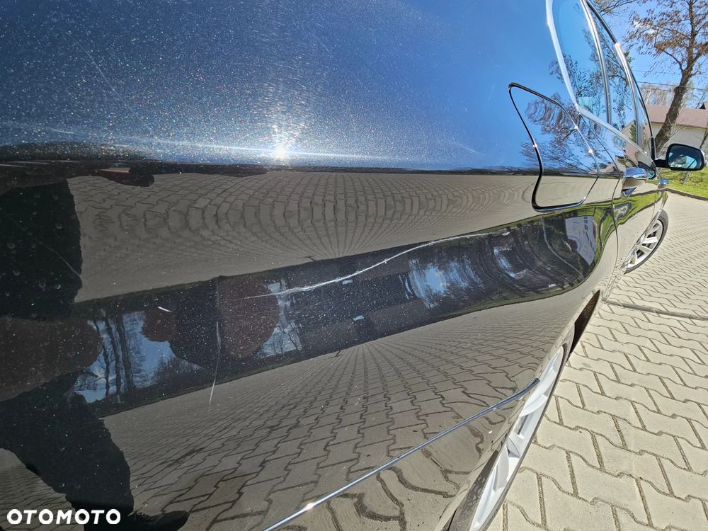 BMW Seria 5 520d - 25
