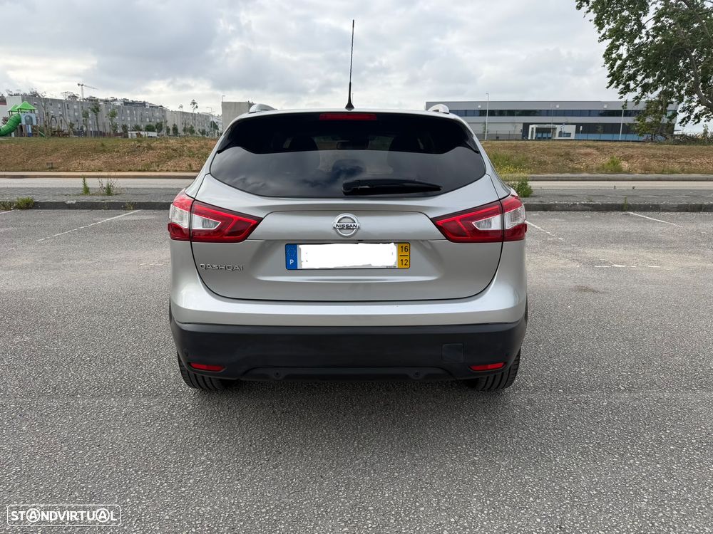 Nissan Qashqai 1.5 dCi N-Connecta 18 - 6