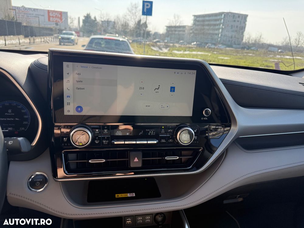 Toyota Highlander 2.5 L Dynamic Force 248CP Luxury Metallic - 26