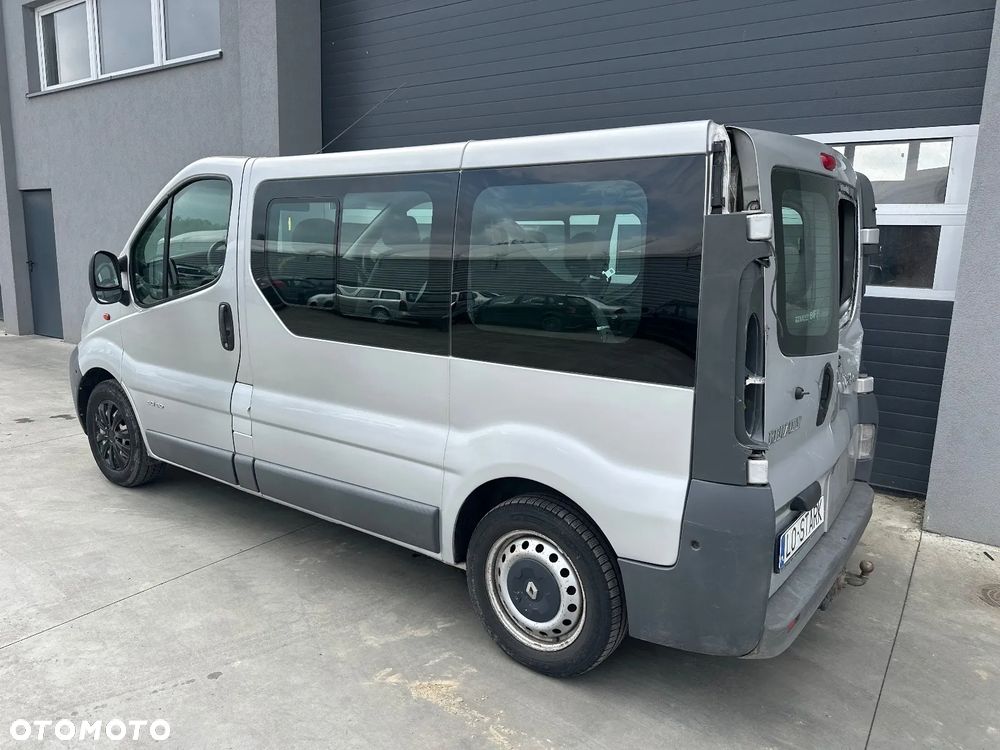 Renault Trafic - 8