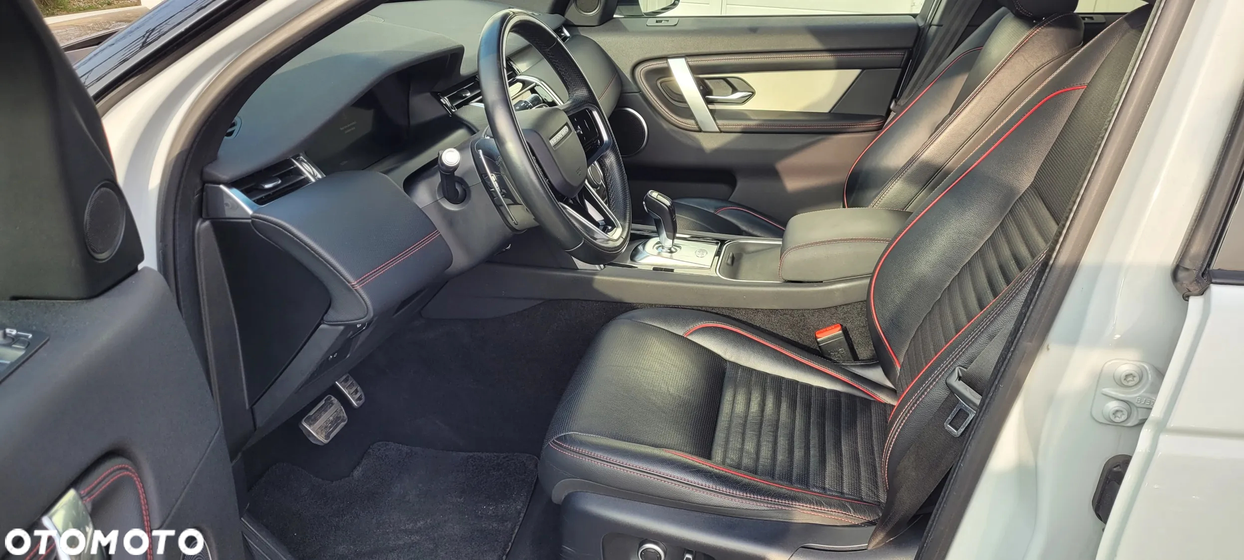 Land Rover Discovery Sport D200 Dynamic SE - 29