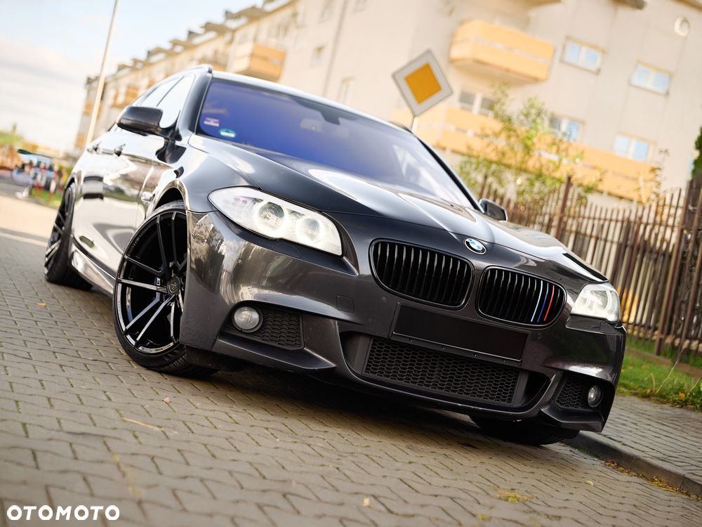 BMW Seria 5 520d Touring - 1