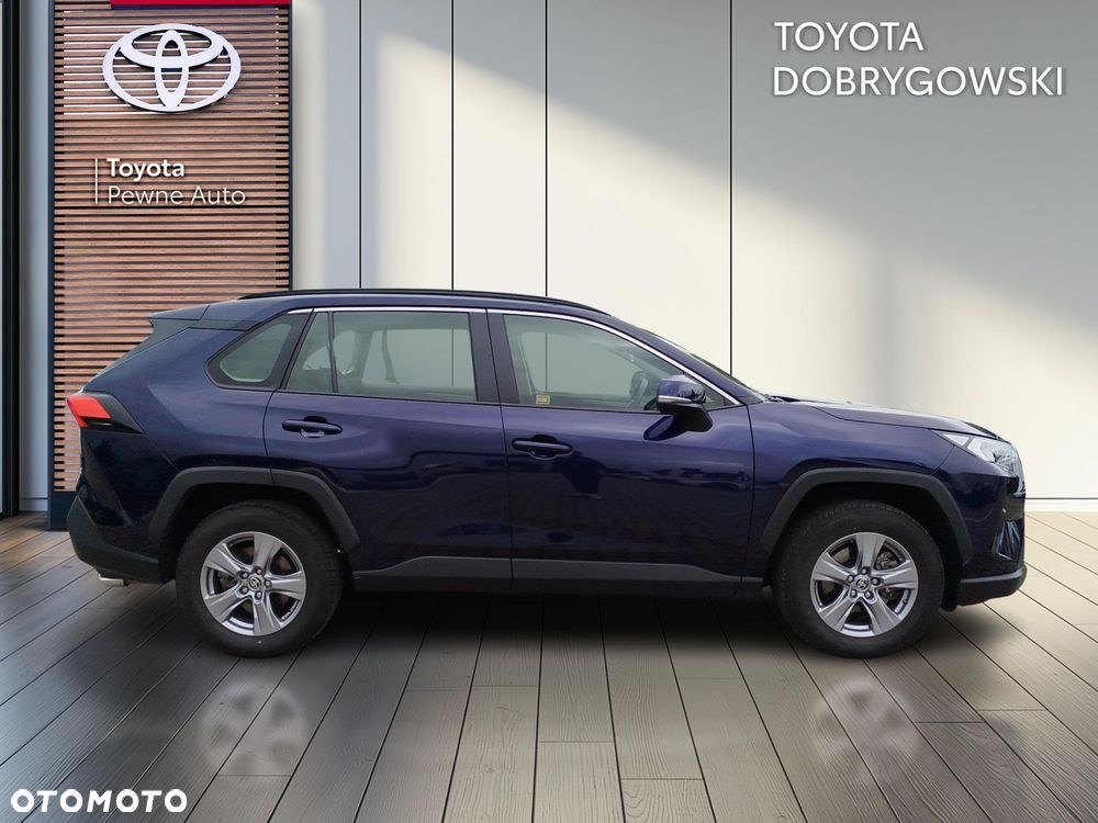 Toyota RAV4 - 6