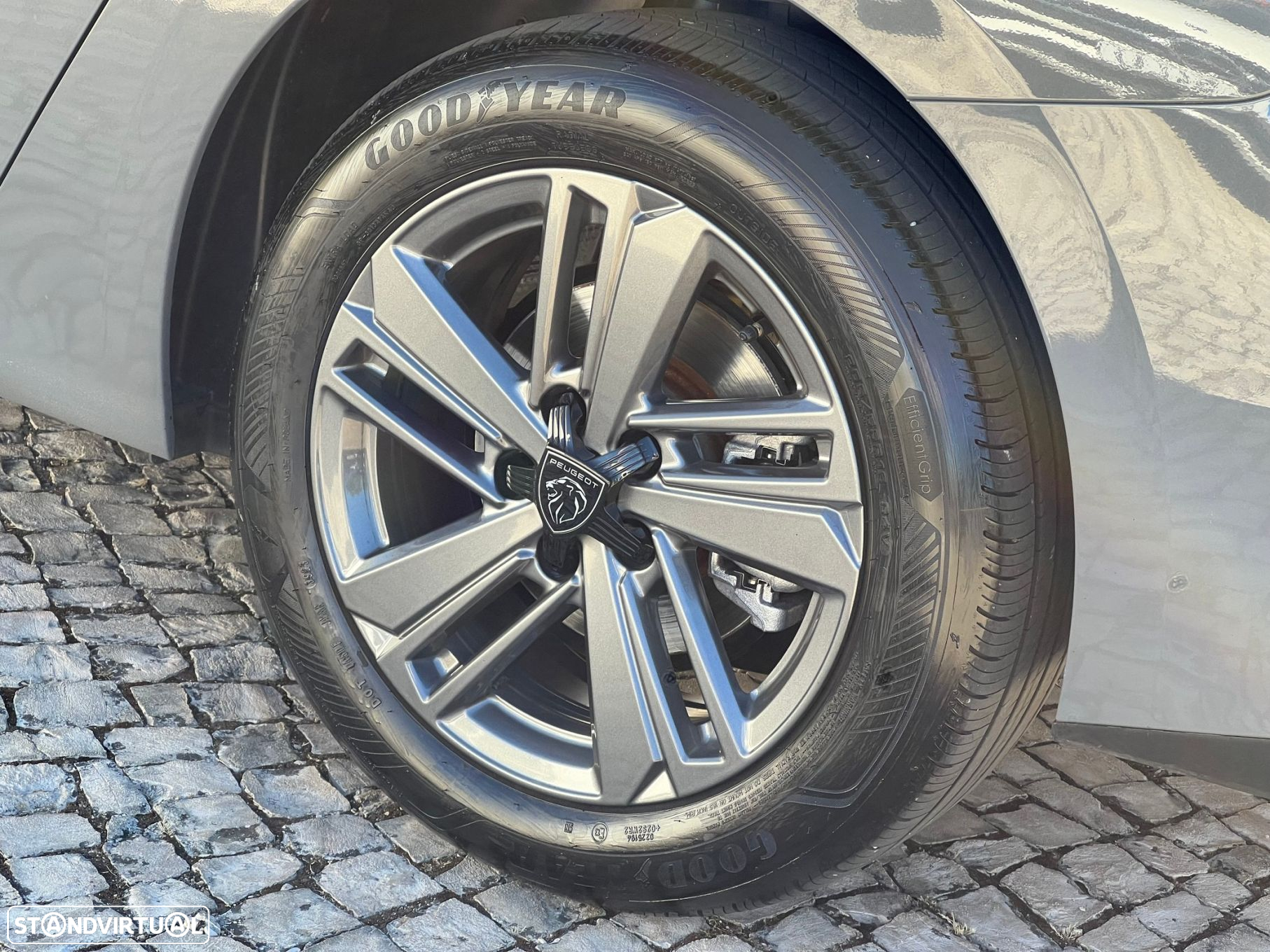 Peugeot 308 1.2 PureTech Allure EAT8 - 22