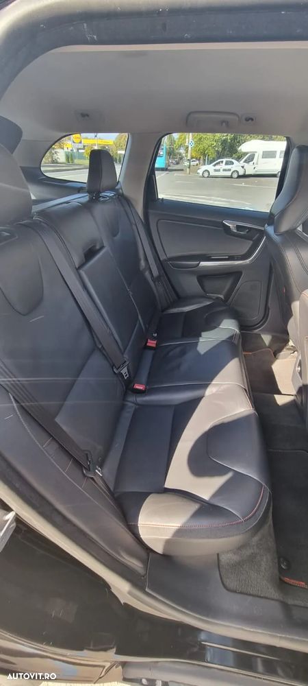 Volvo XC 60 - 6