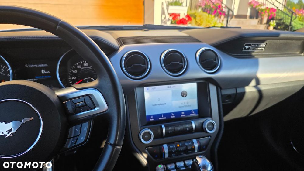 Ford Mustang 5.0 V8 GT - 8