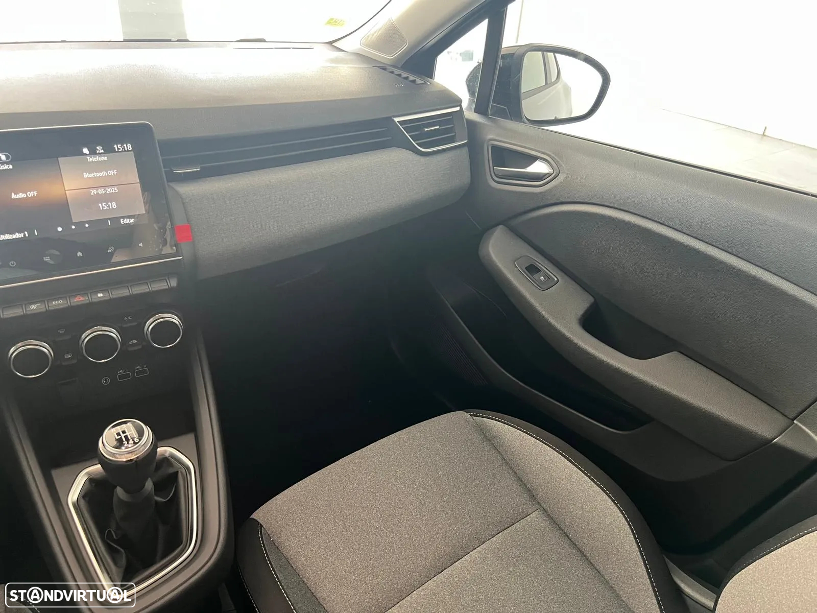 Mitsubishi Colt 1.0 MPI-T Kaiteki Bi-Fuel - 11