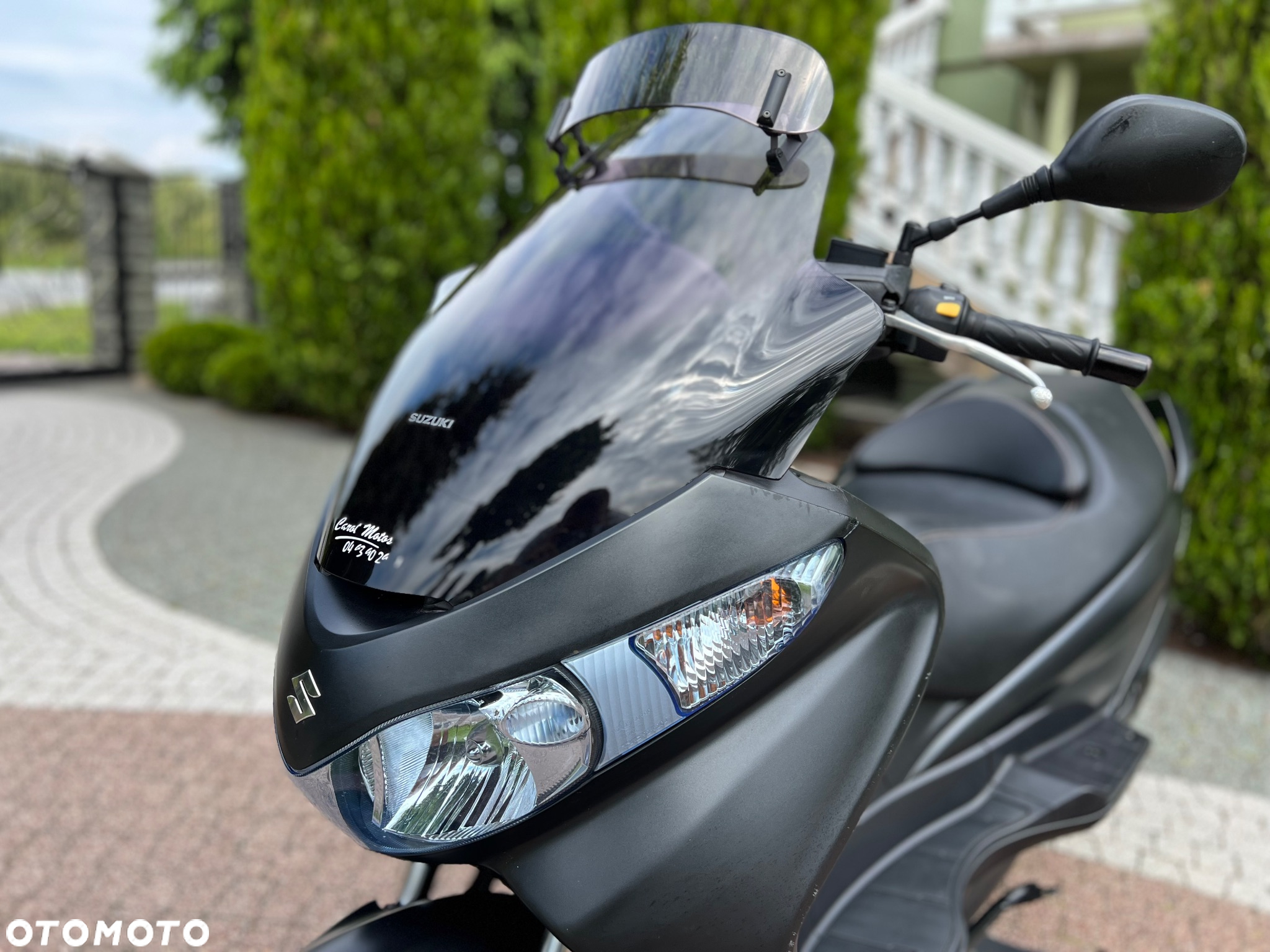Suzuki Burgman - 25