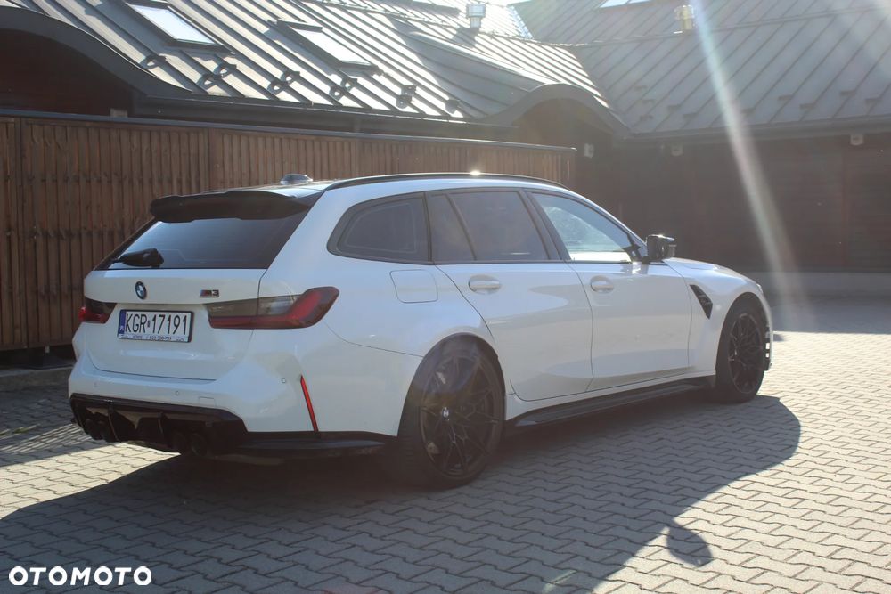 BMW M3 Competition M xDrive - 4
