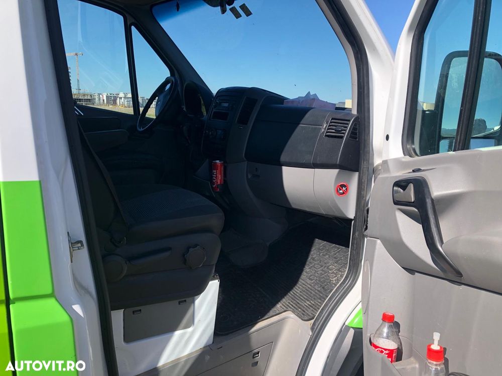Mercedes-Benz Sprinter - 15