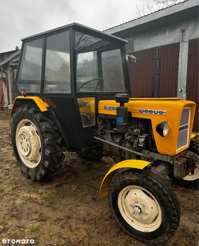 Ursus C-330M - 3
