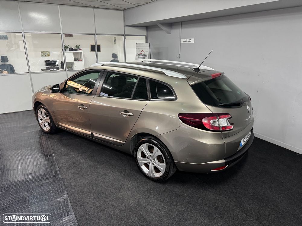 Renault Mégane Sport Tourer 1.5 dCi Dynamique SS - 5