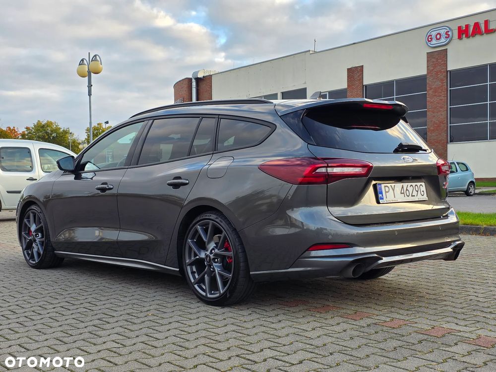 Ford Focus 2.3 EcoBoost ST X - 5