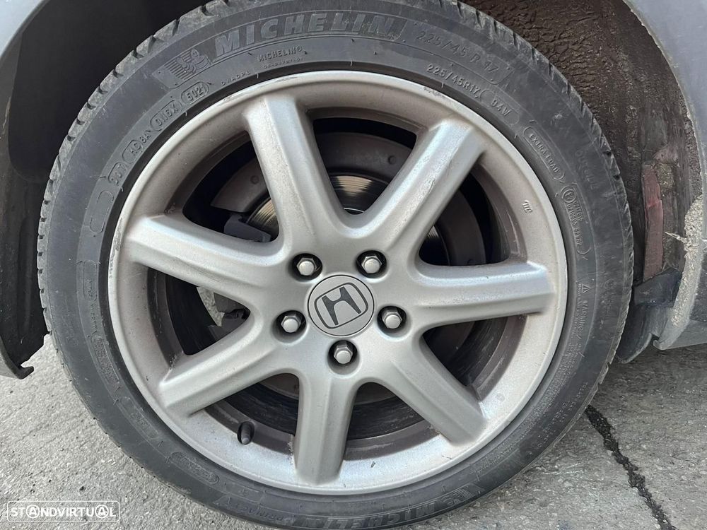 CONJUNTO DE PNEUS HONDA CIVIC 5 PUERTAS FK - 1