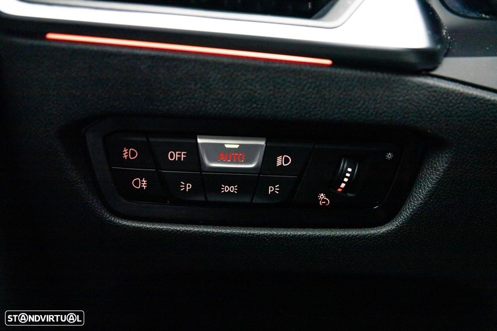 BMW 420 d Desportiva M Auto - 25