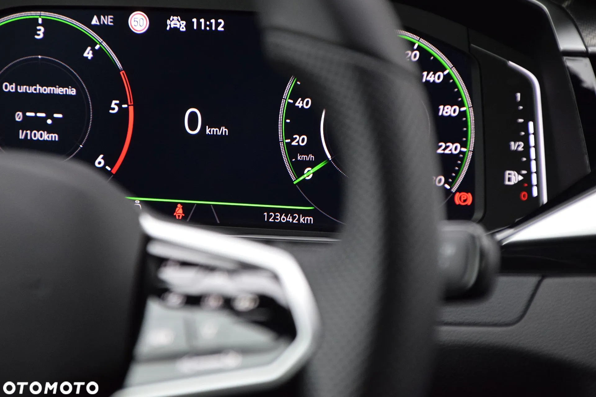 Volkswagen Arteon 2.0 TDI R-Line DSG - 24