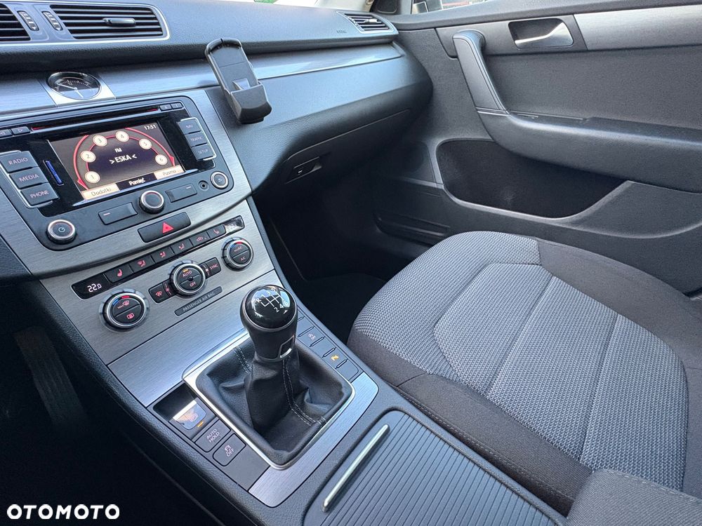 Volkswagen Passat Variant 1.4 TSI BlueMotion Technology Business Edition - 26