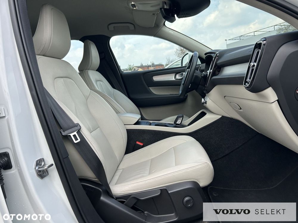 Volvo XC 40 - 20