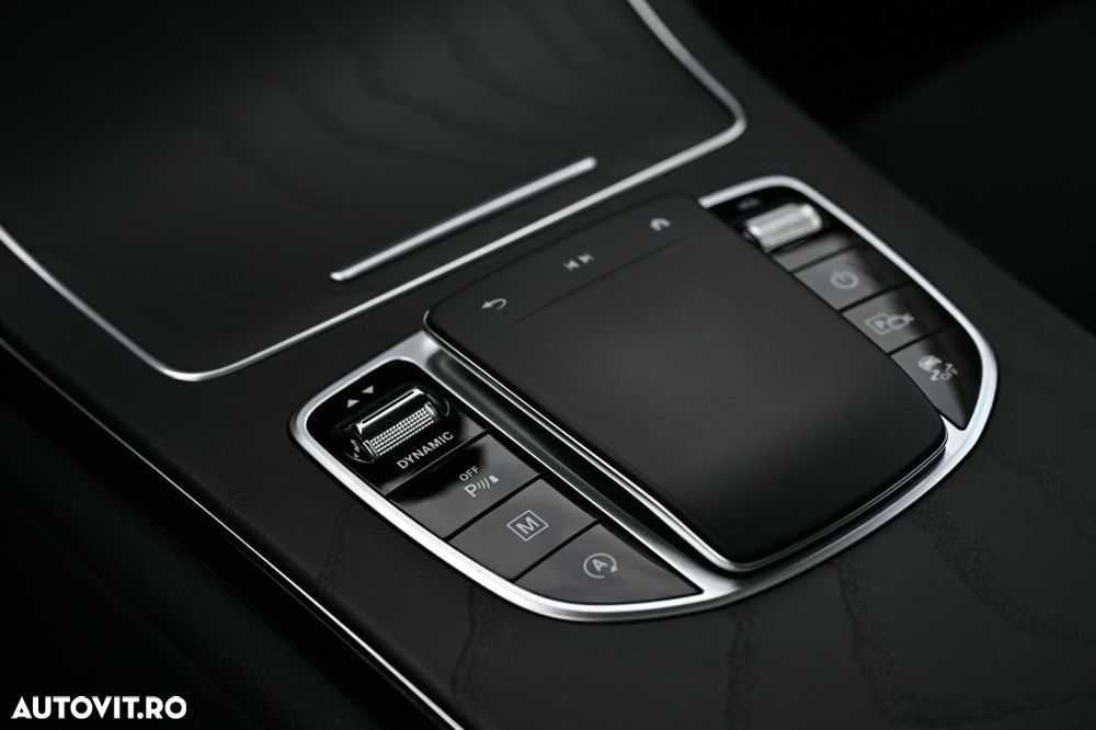 Mercedes-Benz GLC 300 d 4MATIC 9G-TRONIC AMG Line Plus - 18