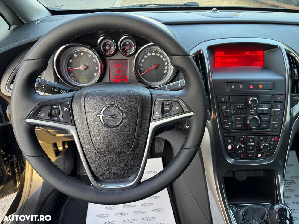 Opel Astra 1.4 Turbo Innovation - 8