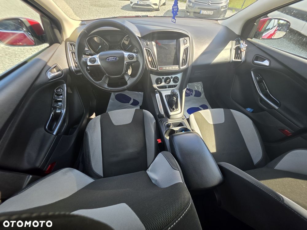 Ford Focus - 8